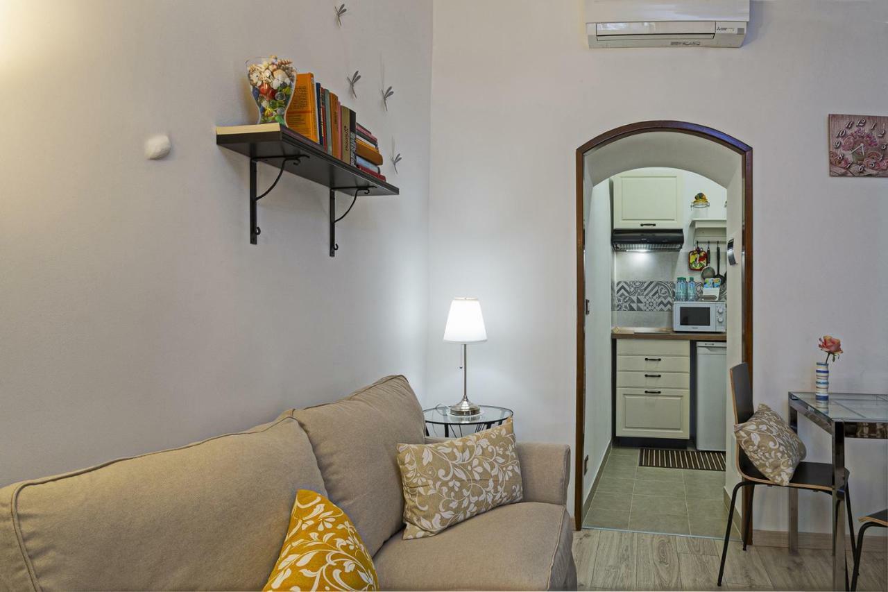 Ferienwohnung Casa Rosa Al Molo By Wonderful Italy Genua Exterior foto